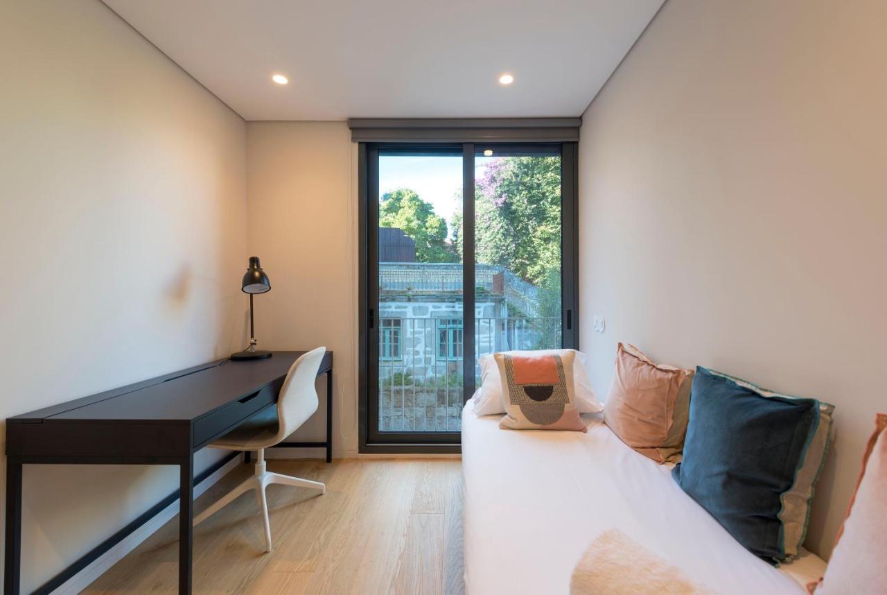 Lovelystay - Primrose 2br Flat With Free Parking, Ac And Balcony Apartament