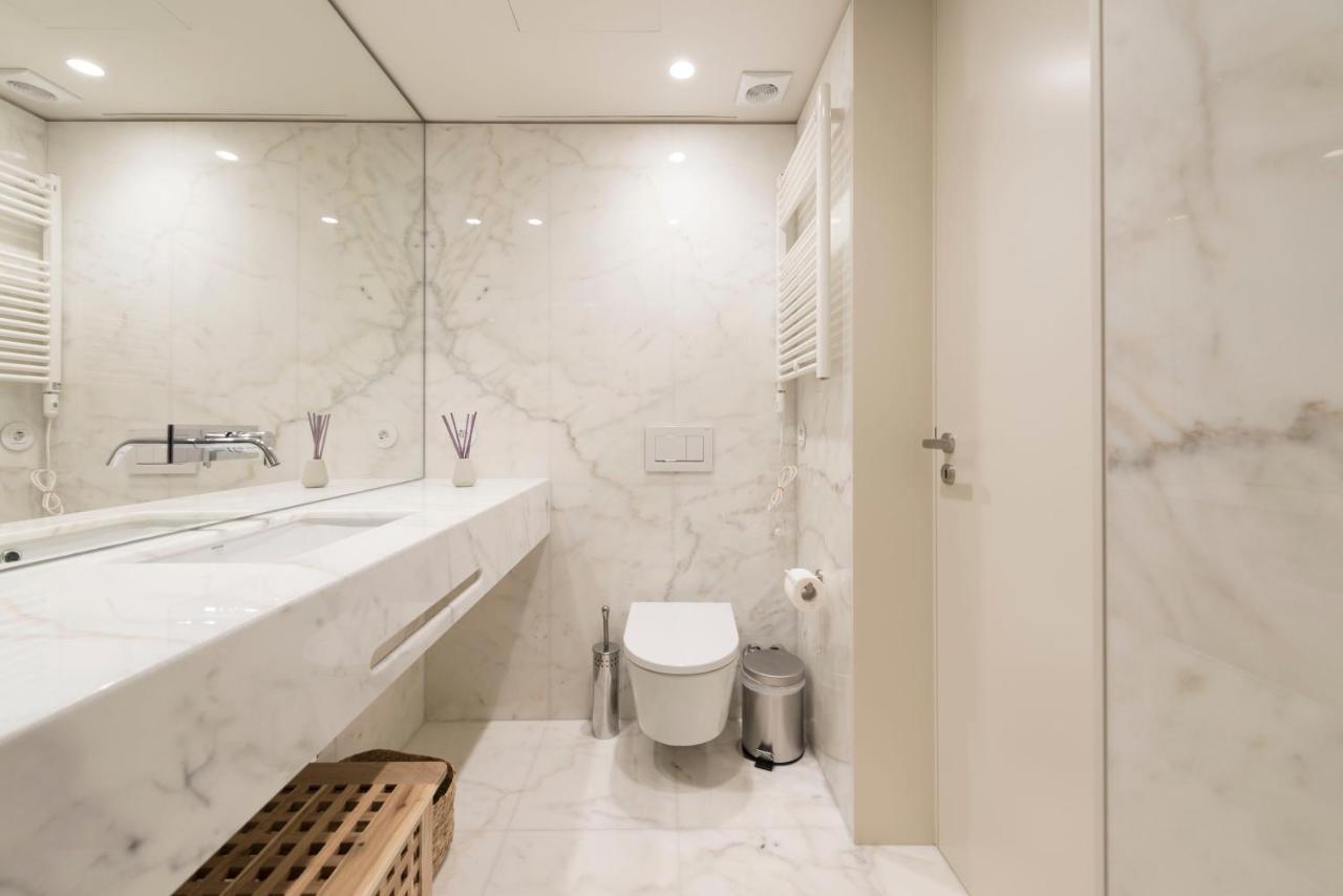 Apartament Lovelystay - Primrose 2br Flat With Free Parking, Ac And Balcony